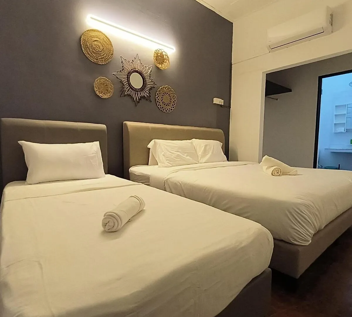 شقة Tg103A Pet Friendly 15Pax, Near Beach Side تانجونغ بونغاه
