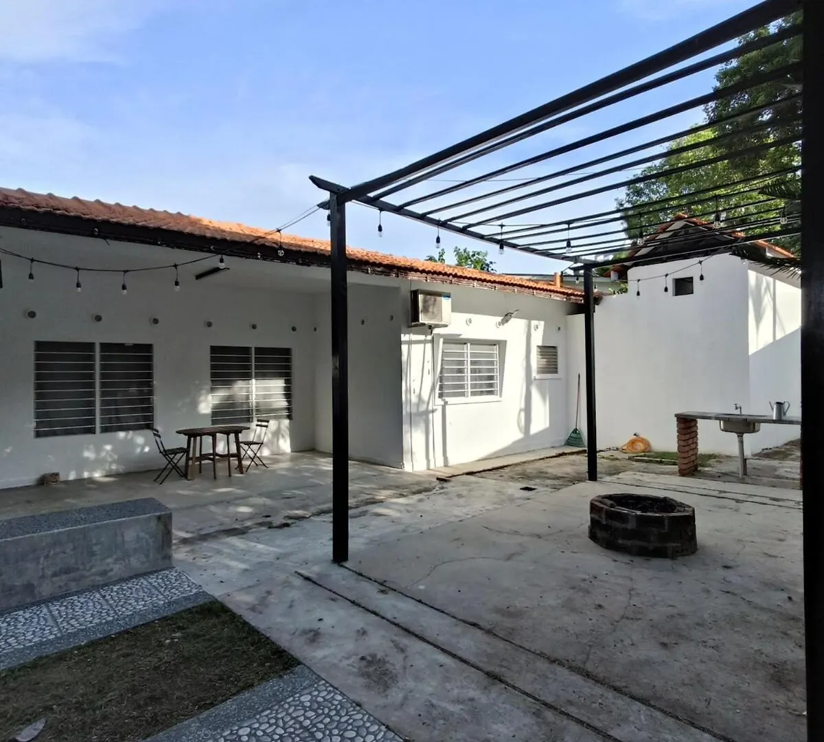 Tg103A Pet Friendly 15Pax, Near Beach Side تانجونغ بونغاه شقة