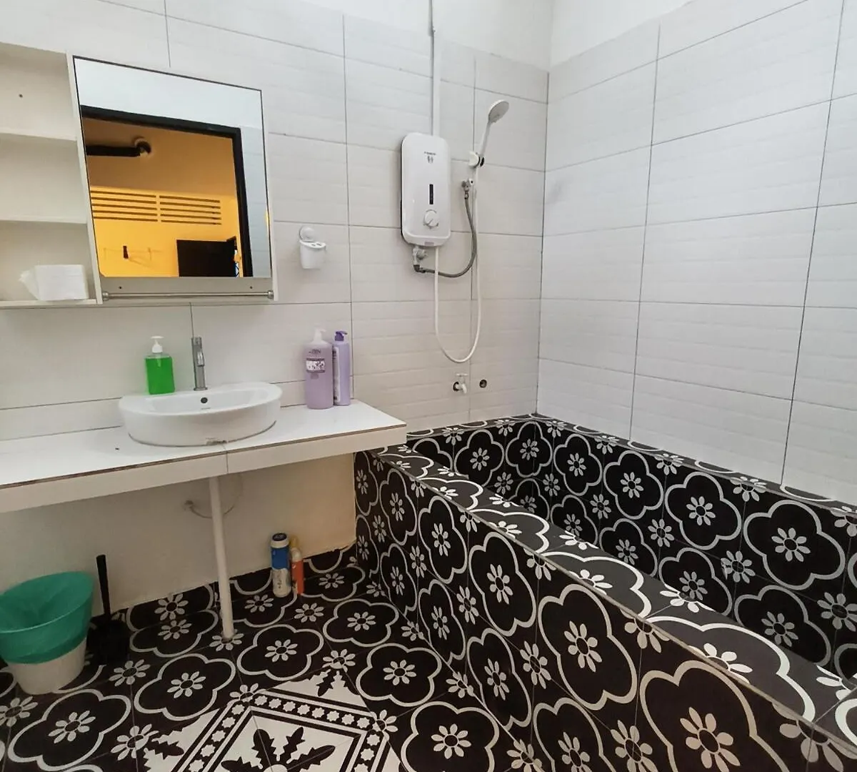 شقة Tg103A Pet Friendly 15Pax, Near Beach Side تانجونغ بونغاه ماليزيا