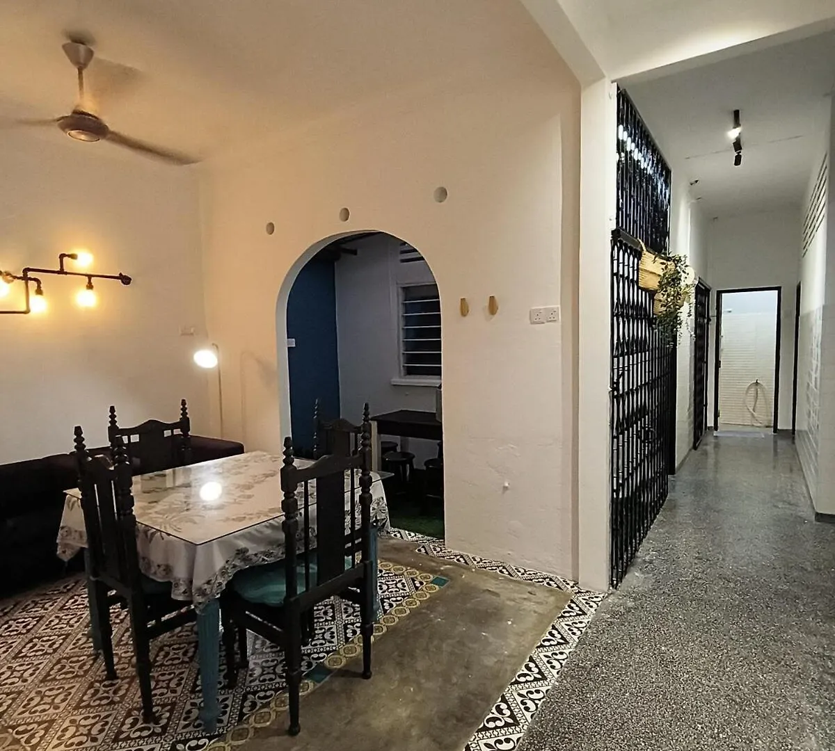 Tg103A Pet Friendly 15Pax, Near Beach Side تانجونغ بونغاه 0*,