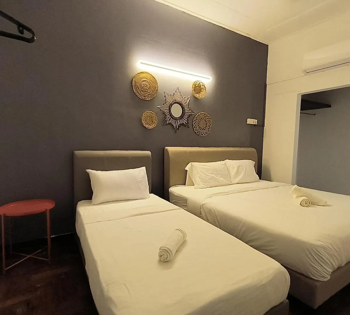 Tg103A Pet Friendly 15Pax, Near Beach Side تانجونغ بونغاه شقة
